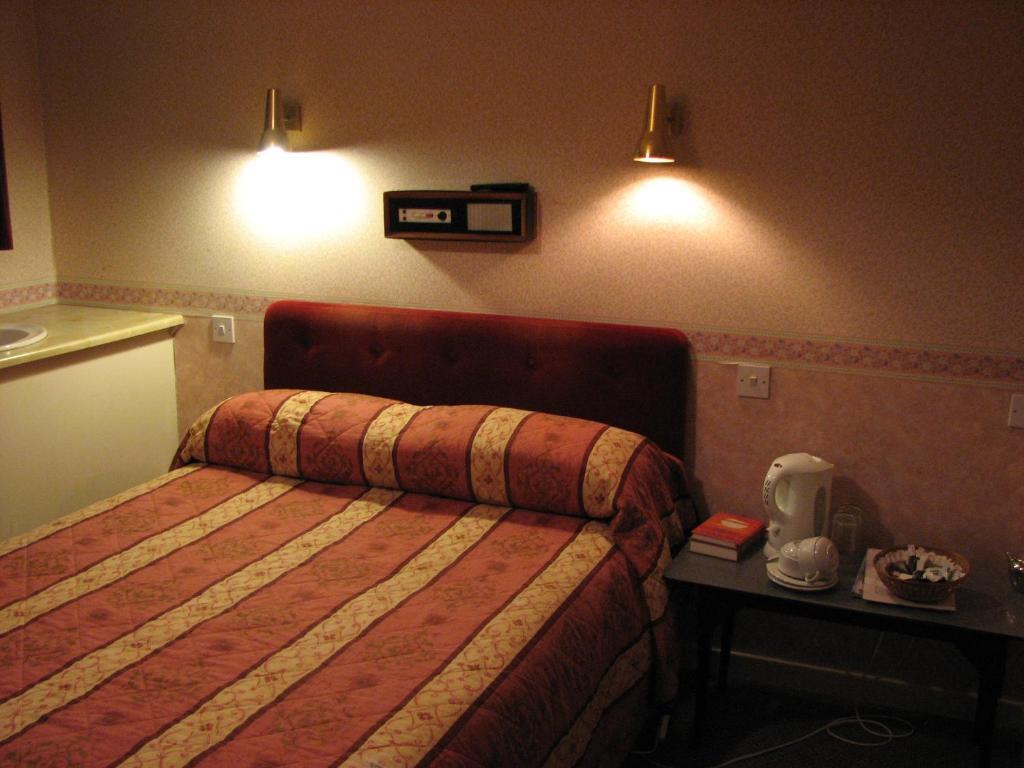 Lancaster Hotel Оубън Стая снимка